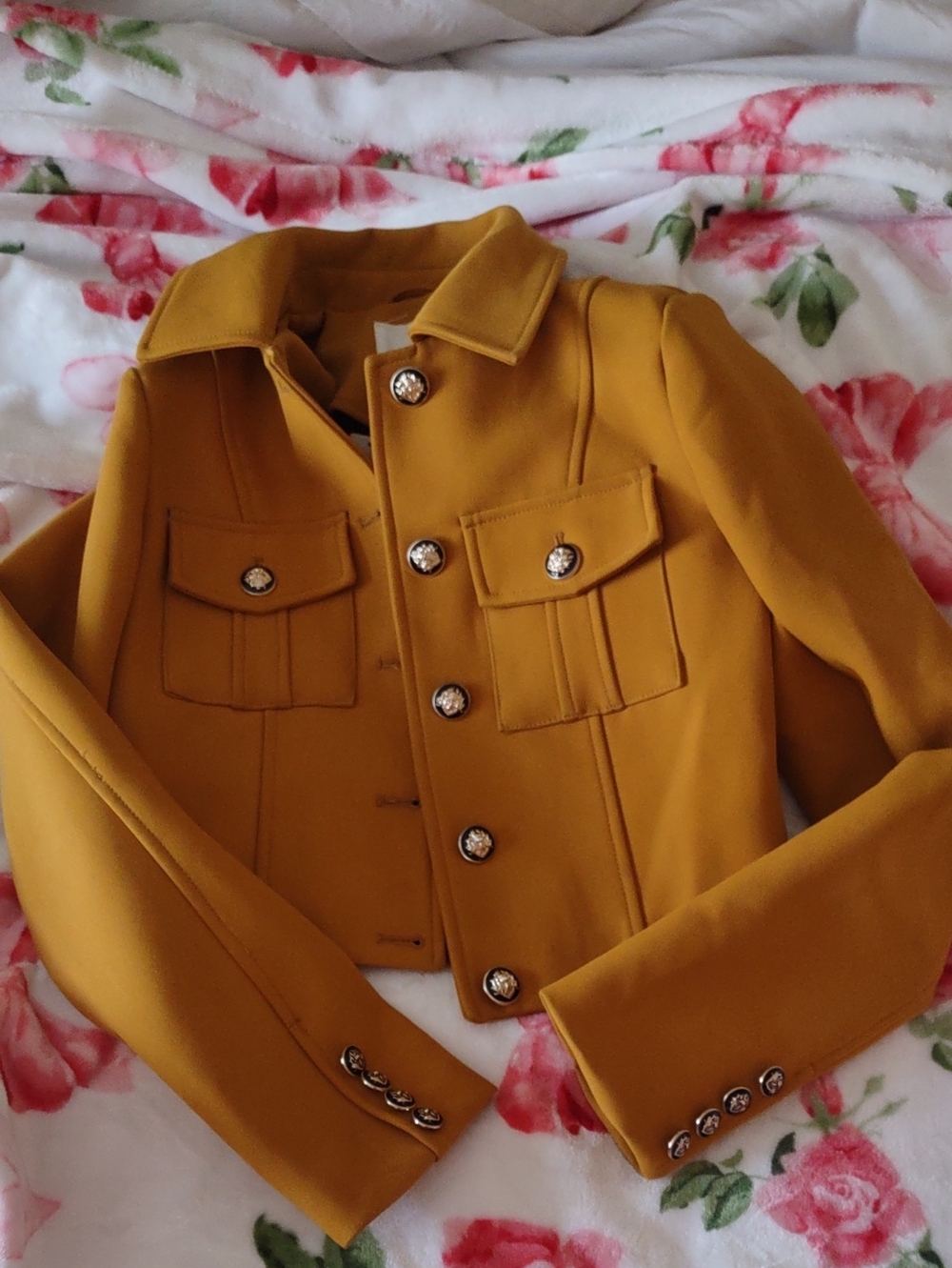Ave Les Filles Cropped Military-Style Jacket